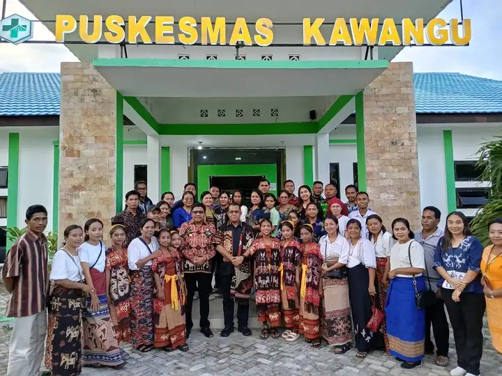 Gubernur Melki kunjungi Puskesmas Kawangu, Sumba Timur.