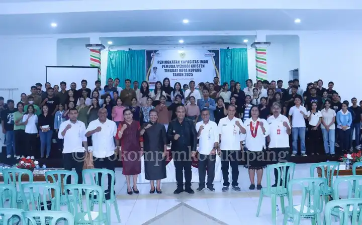 Pose bersama