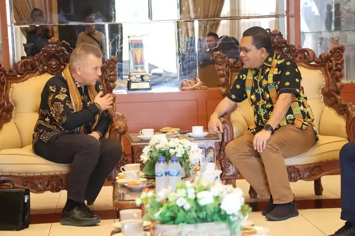 Bertemu perwakilan dari Polandia
