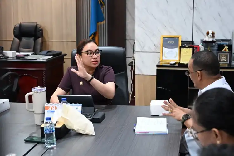 Terima 612 BSPS, Wawali Kupang: “Kita Optimalkan”