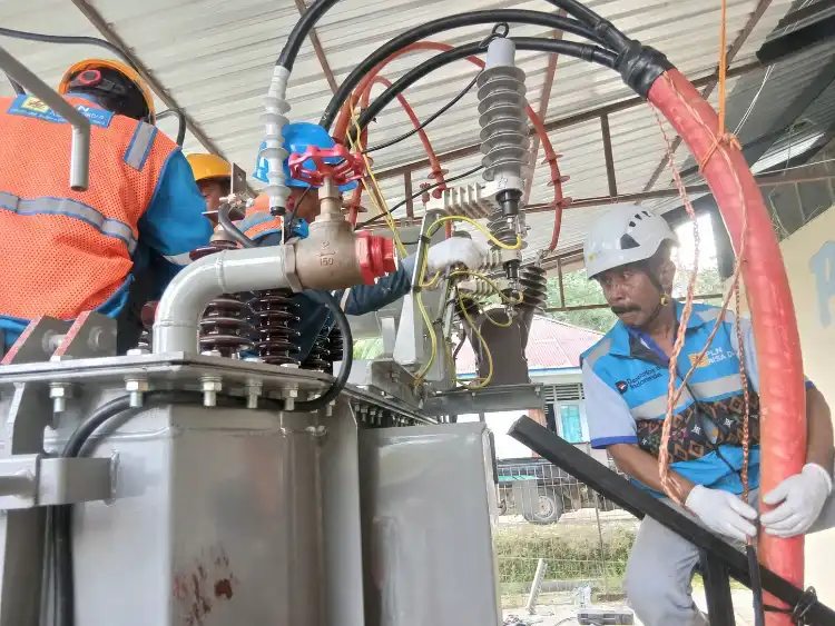 Reo Bebas Lampu Redup, PLN Sukses Operasikan Sistem Pengatur Tegangan Otomatis