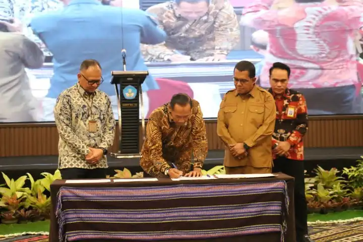 Rapat Kerja Konsolidasi Pimpinan Perguruan Tinggi di LLDikti Wilayah XV