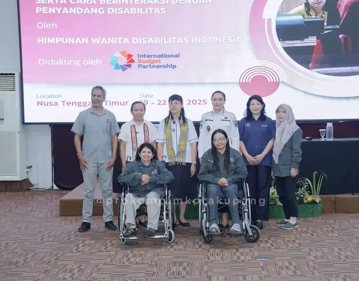 Wawali Kupang bersama penyandang disabilitas