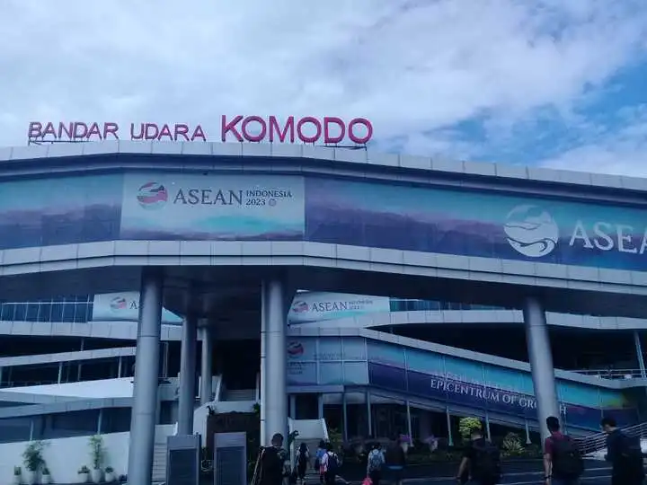 Bandara Komodo, Kabupaten Manggarai Barat.