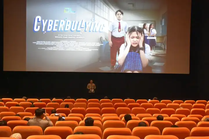 flim bertema bullying yang ditayangkan pemkot kupang untuk sosialisasi