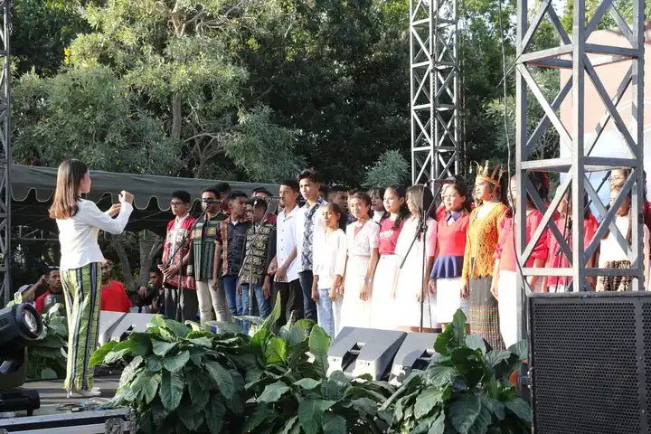 konser merah putih Yayasan Karya Musik Siloam