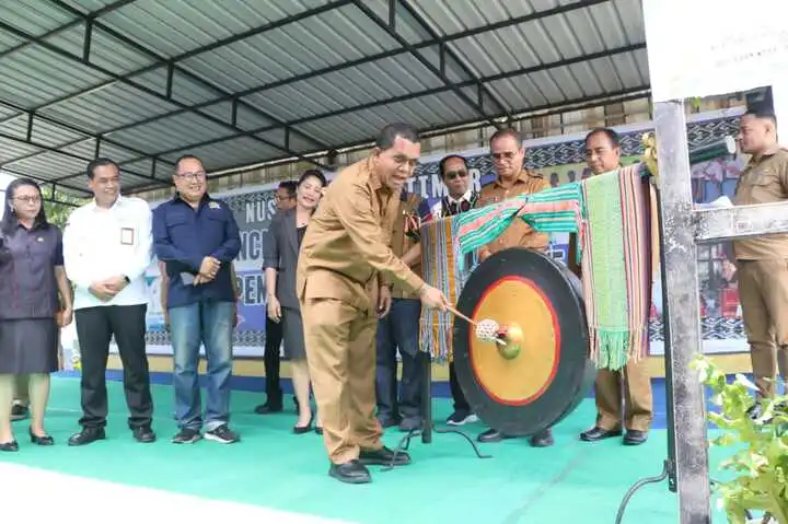 pemprov ntt resmikan pergub dana pendidikan