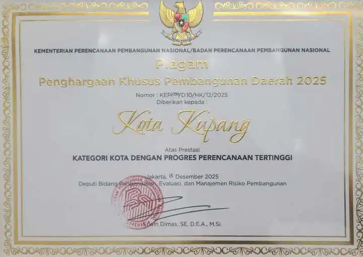 penghargaan rencana pembangunan kota kupang
