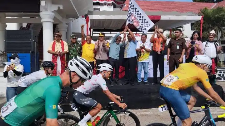 peserta tour de entete ke belu