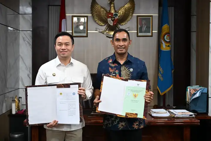 serahkan sertifikat tanah bnn kota kupang
