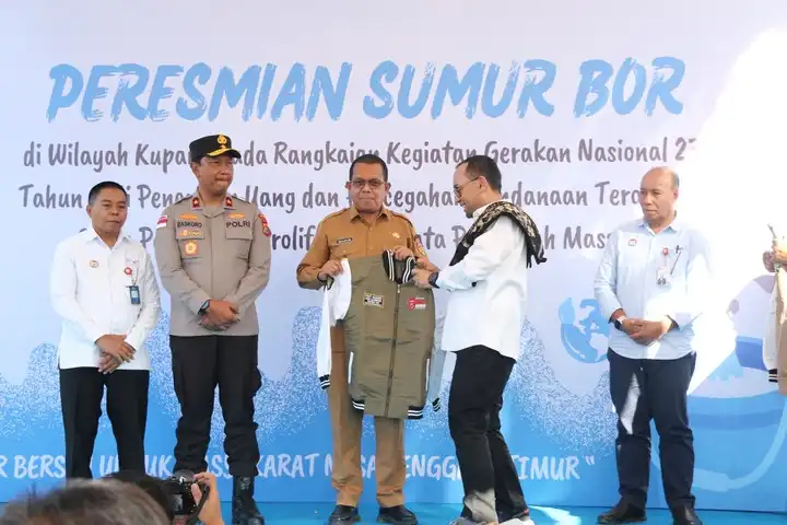 sumur bor di alak