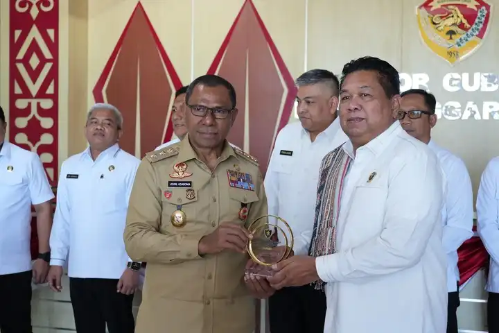 Wakil Gubernur NTT, Johni Asadoma saat menerima peserta PKDN Sespimti Polri Dikreg ke-34 Gelombang II Tahun 2025, Selasa (9/9/2025)