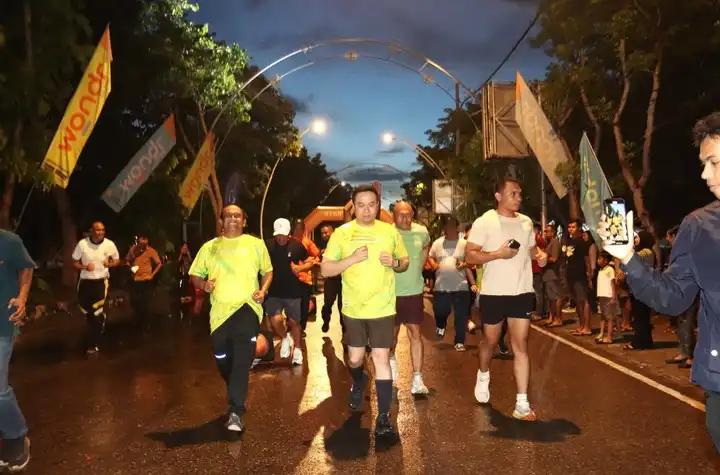 wali kota kupang lari di car free night